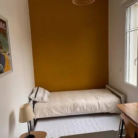 Charlotte, 3 Chambres, Wifi, Terarsse, Centre 펜션 *