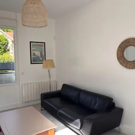 Charlotte, 3 Chambres, Wifi, Terarsse, Centre Hébergement de vacances *